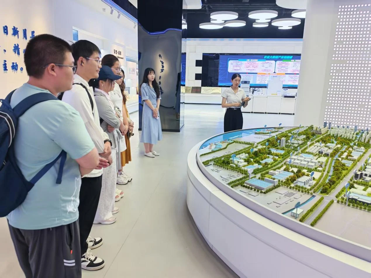 走访扬城产业一线，洞察政企协同效能——兰州大学实践队调研扬州产业集群发展